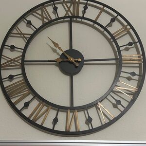 Twenty Inch Metal Clock -Battery operated